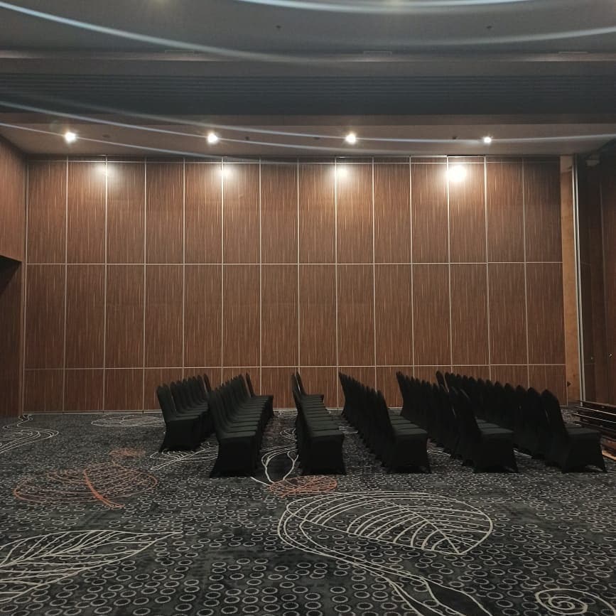 partisi geser penyekat ruangan, partisi geser ruang meeting, partisi geser kantor, Partisi geser ballroom,